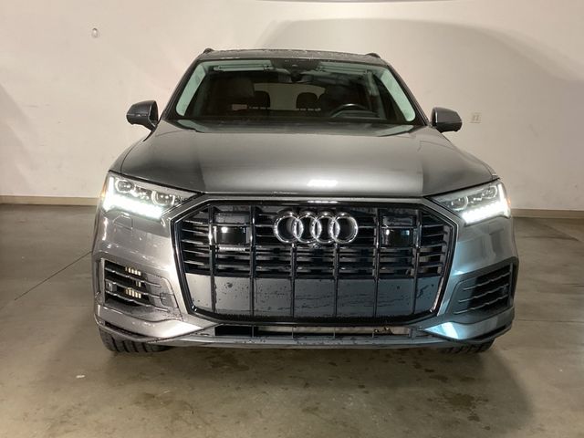 2020 Audi Q7 Prestige