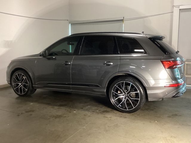2020 Audi Q7 Prestige