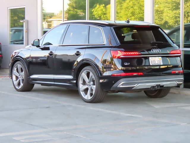 2020 Audi Q7 Prestige