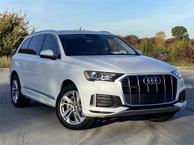 2020 Audi Q7 Premium Plus