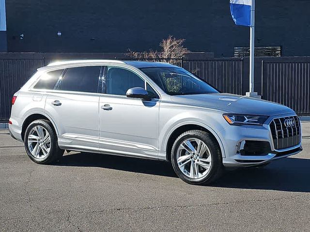 2020 Audi Q7 Premium