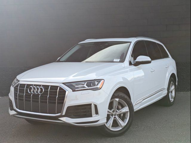 2020 Audi Q7 Premium