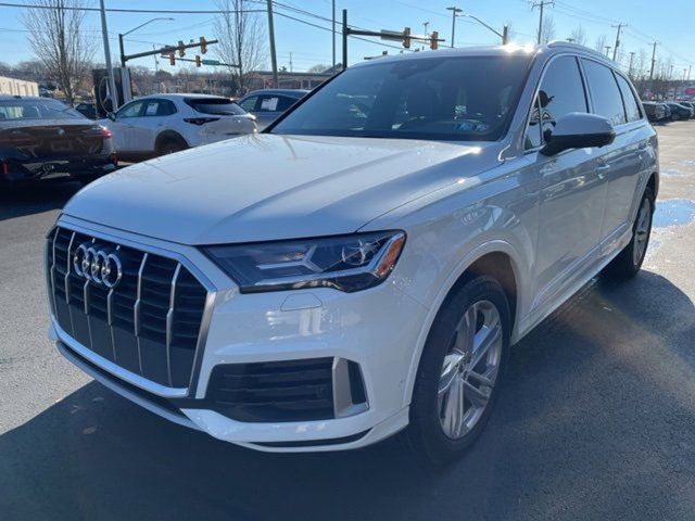 2020 Audi Q7 Premium Plus