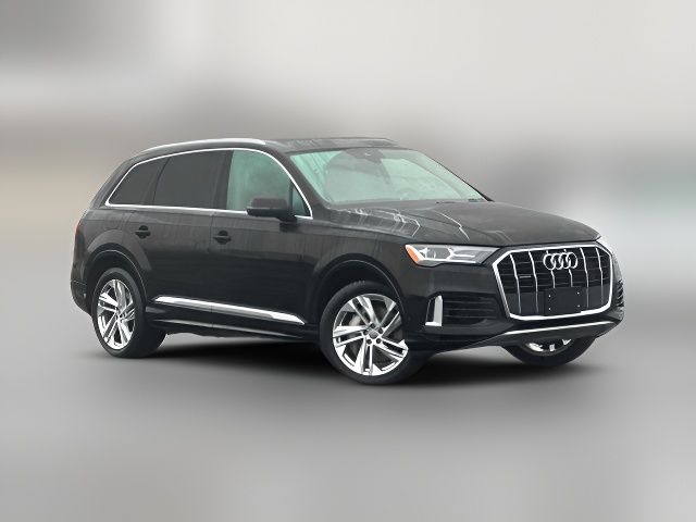 2020 Audi Q7 Premium Plus