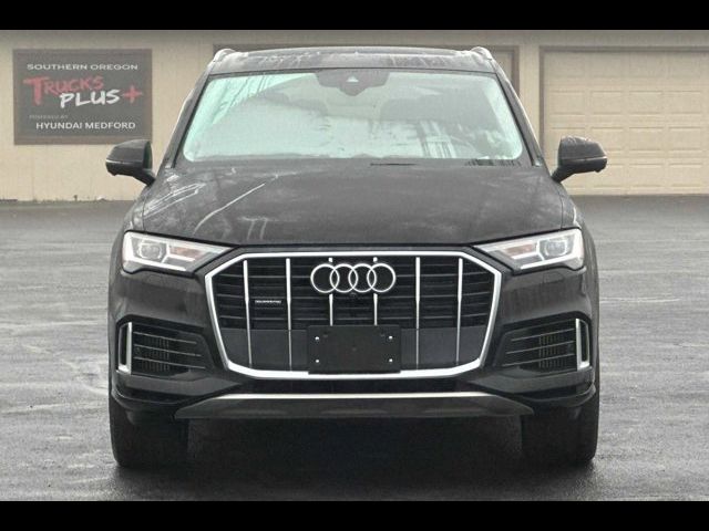 2020 Audi Q7 Premium Plus