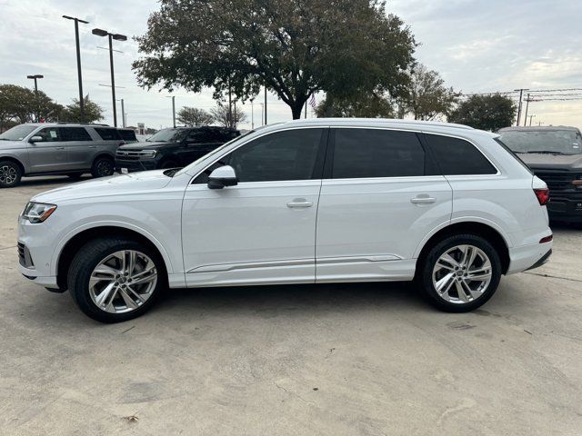 2020 Audi Q7 Premium Plus