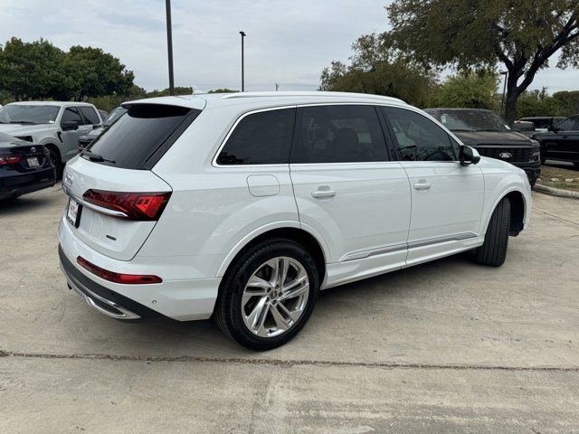 2020 Audi Q7 Premium Plus