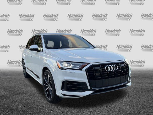 2020 Audi Q7 Premium Plus