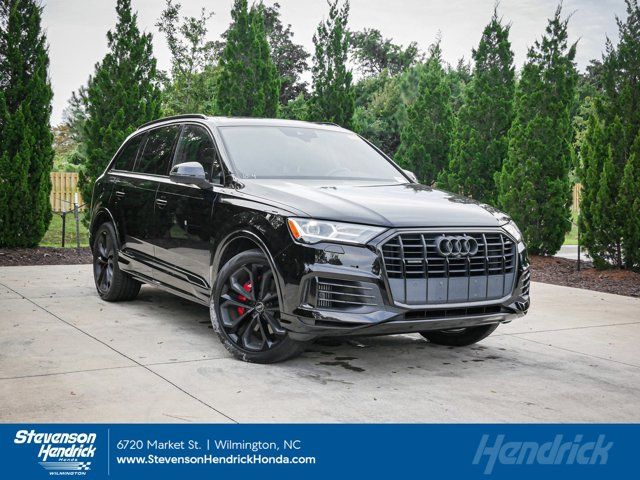 2020 Audi Q7 Premium Plus