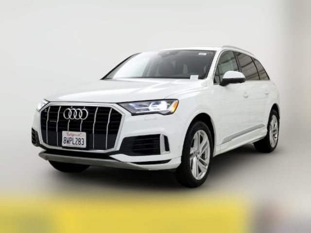 2020 Audi Q7 Premium Plus