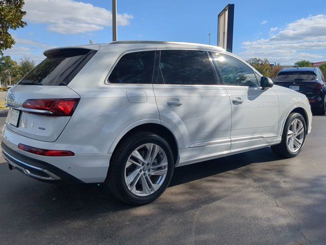 2020 Audi Q7 Premium Plus