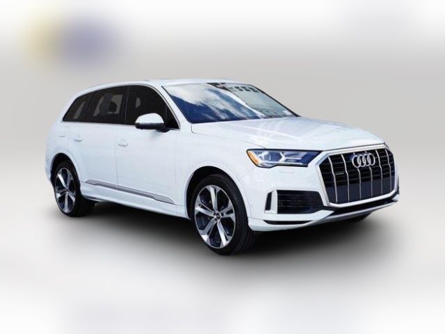 2020 Audi Q7 Premium Plus