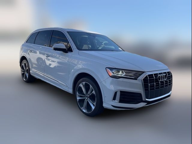 2020 Audi Q7 Premium Plus