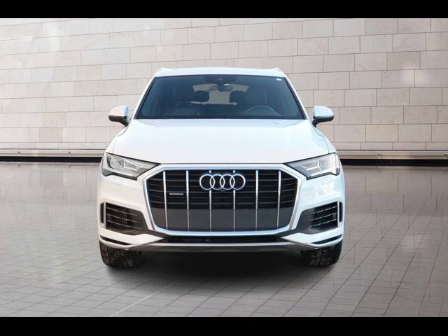 2020 Audi Q7 Premium Plus