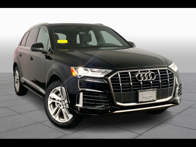 2020 Audi Q7 Premium Plus