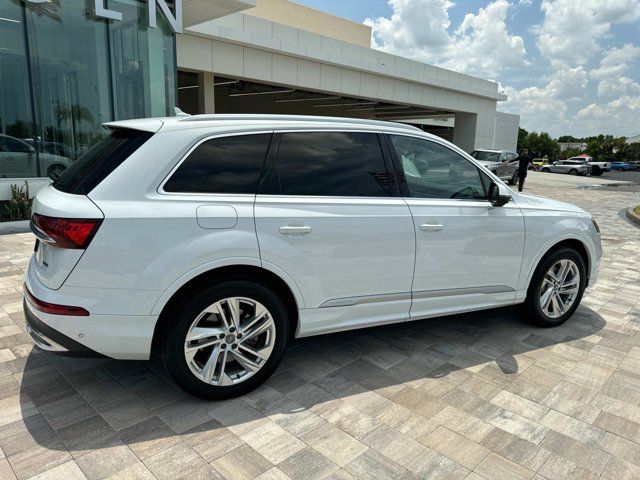 2020 Audi Q7 Premium Plus