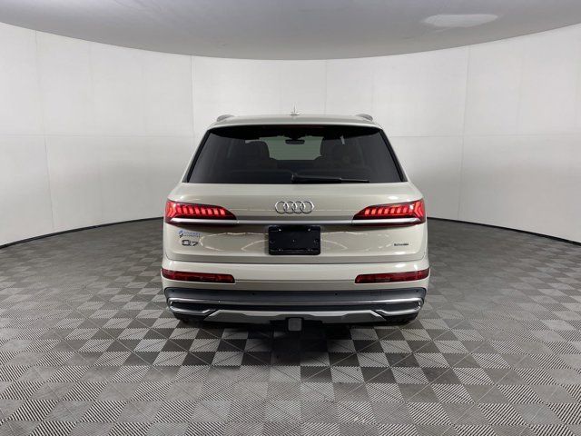 2020 Audi Q7 Premium Plus