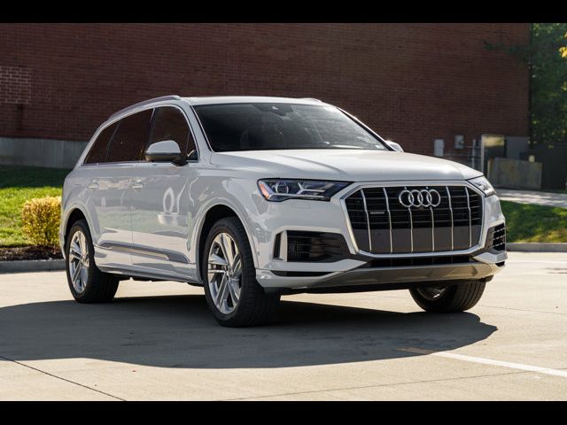 2020 Audi Q7 Premium Plus