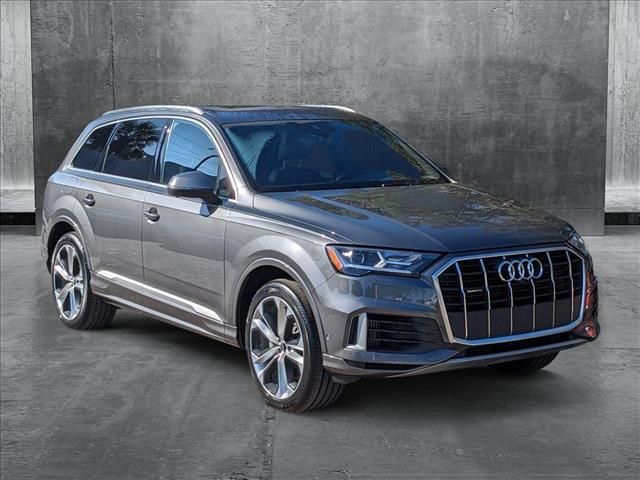 2020 Audi Q7 Premium Plus