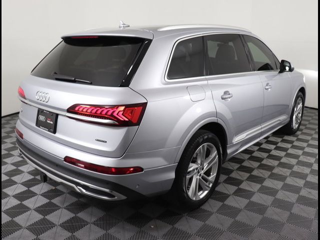 2020 Audi Q7 Premium Plus