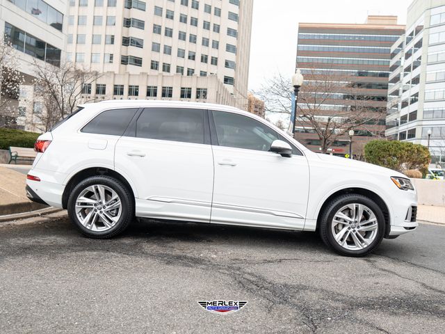 2020 Audi Q7 Premium Plus