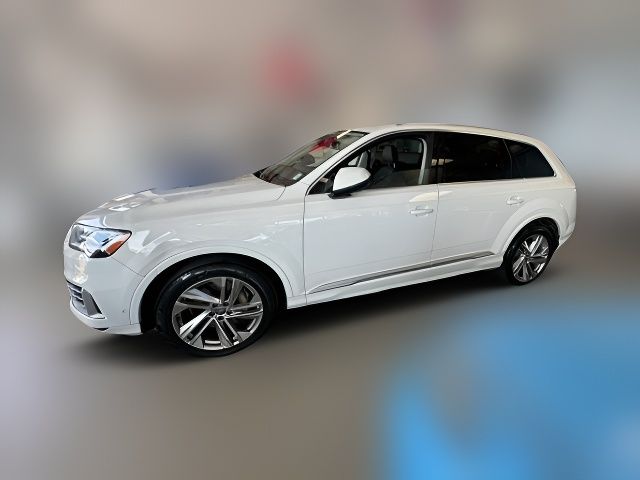 2020 Audi Q7 Premium Plus