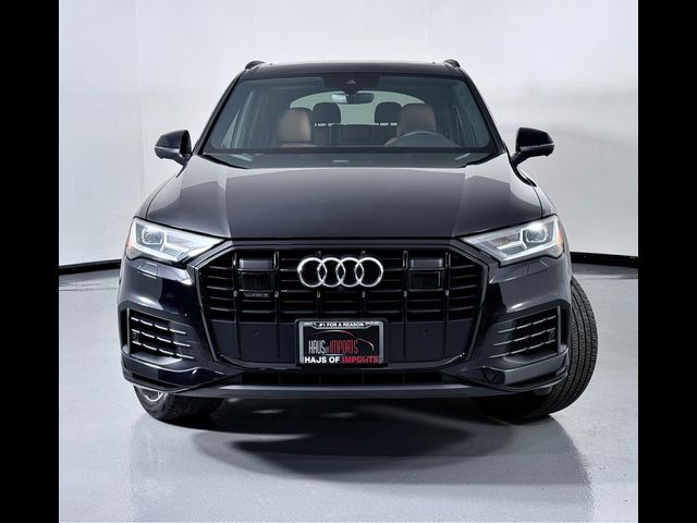 2020 Audi Q7 Premium Plus