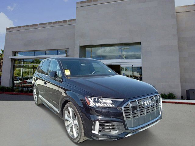 2020 Audi Q7 Prestige