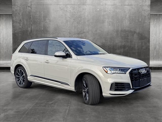 2020 Audi Q7 Prestige