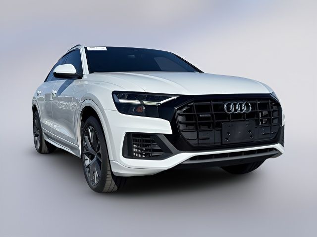 2020 Audi Q8 Premium