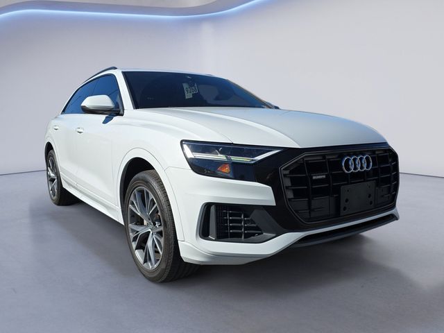 2020 Audi Q8 Premium