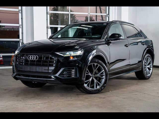 2020 Audi Q8 Premium