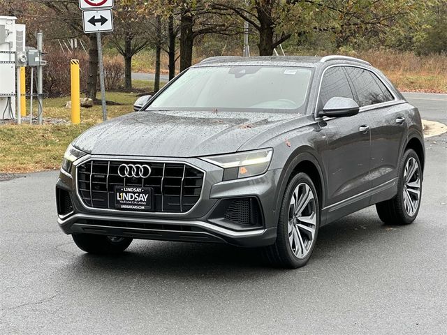 2020 Audi Q8 Premium Plus