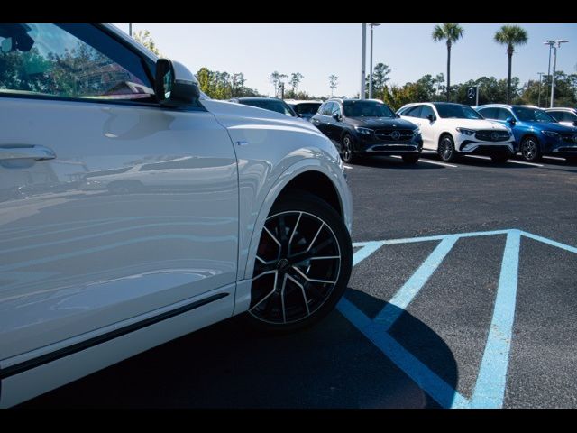 2020 Audi Q8 Prestige