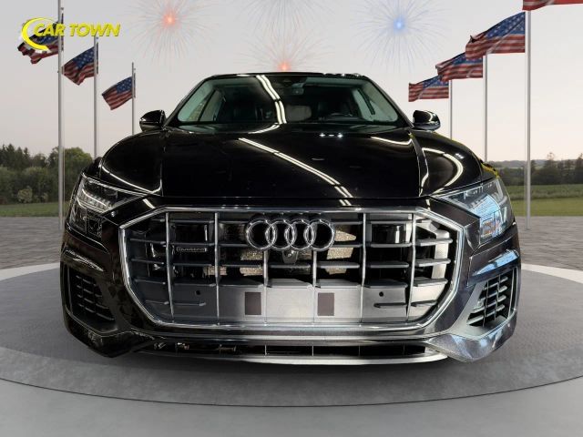 2020 Audi Q8 Prestige