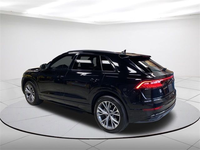 2020 Audi Q8 Premium