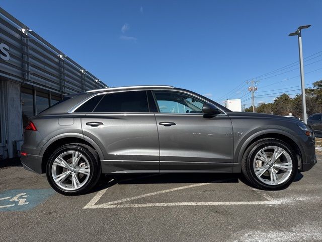 2020 Audi Q8 Prestige