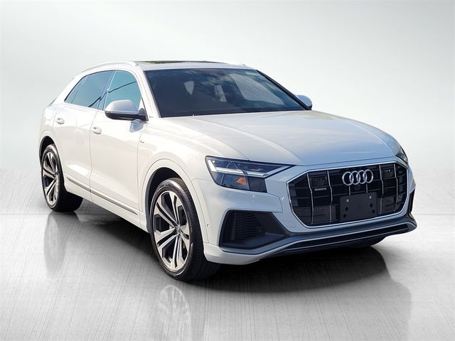 2020 Audi Q8 Premium Plus