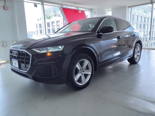 2020 Audi Q8 Premium