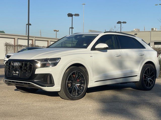 2020 Audi Q8 Premium Plus