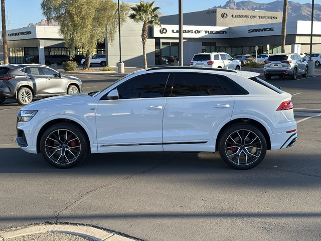 2020 Audi Q8 Premium Plus