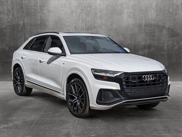 2020 Audi Q8 Premium Plus