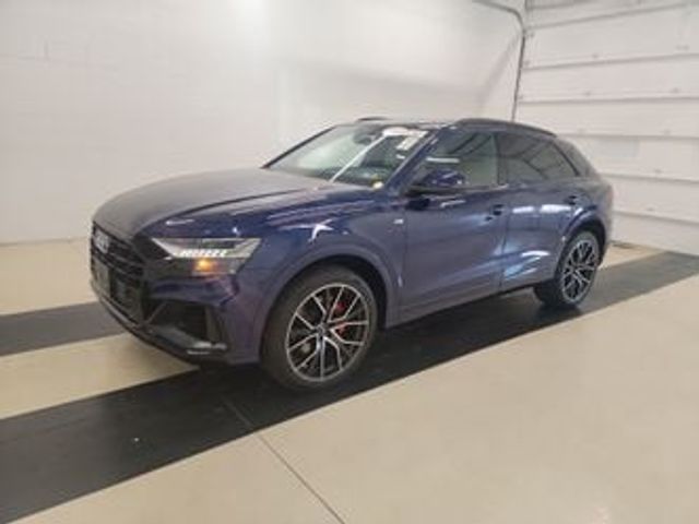 2020 Audi Q8 Premium Plus