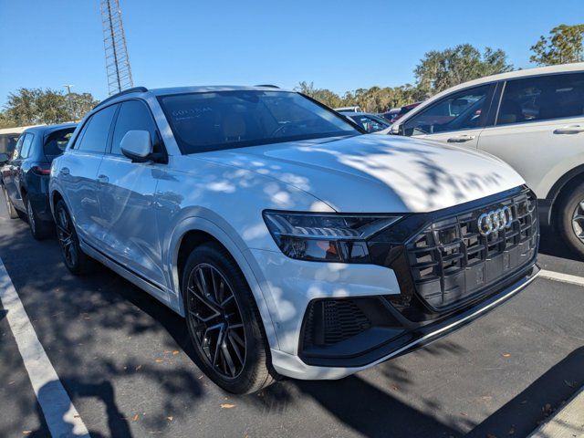 2020 Audi Q8 Prestige