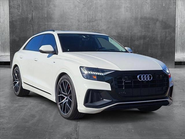 2020 Audi Q8 Prestige