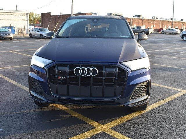 2020 Audi SQ7 Premium Plus