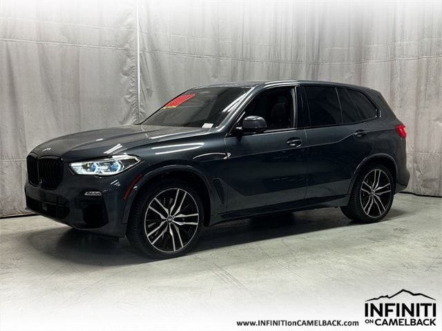 2020 BMW X5 M50i