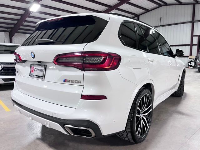 2020 BMW X5 M50i