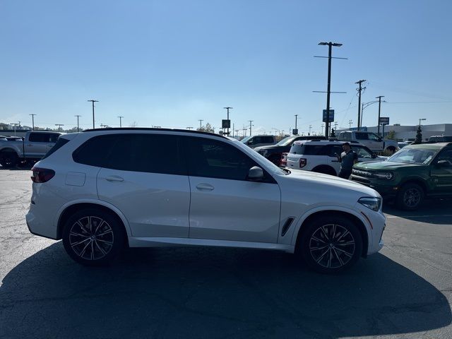 2020 BMW X5 M50i