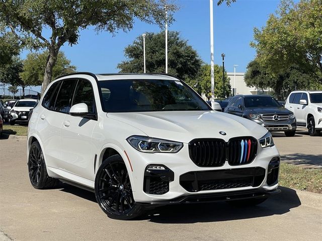 2020 BMW X5 M50i